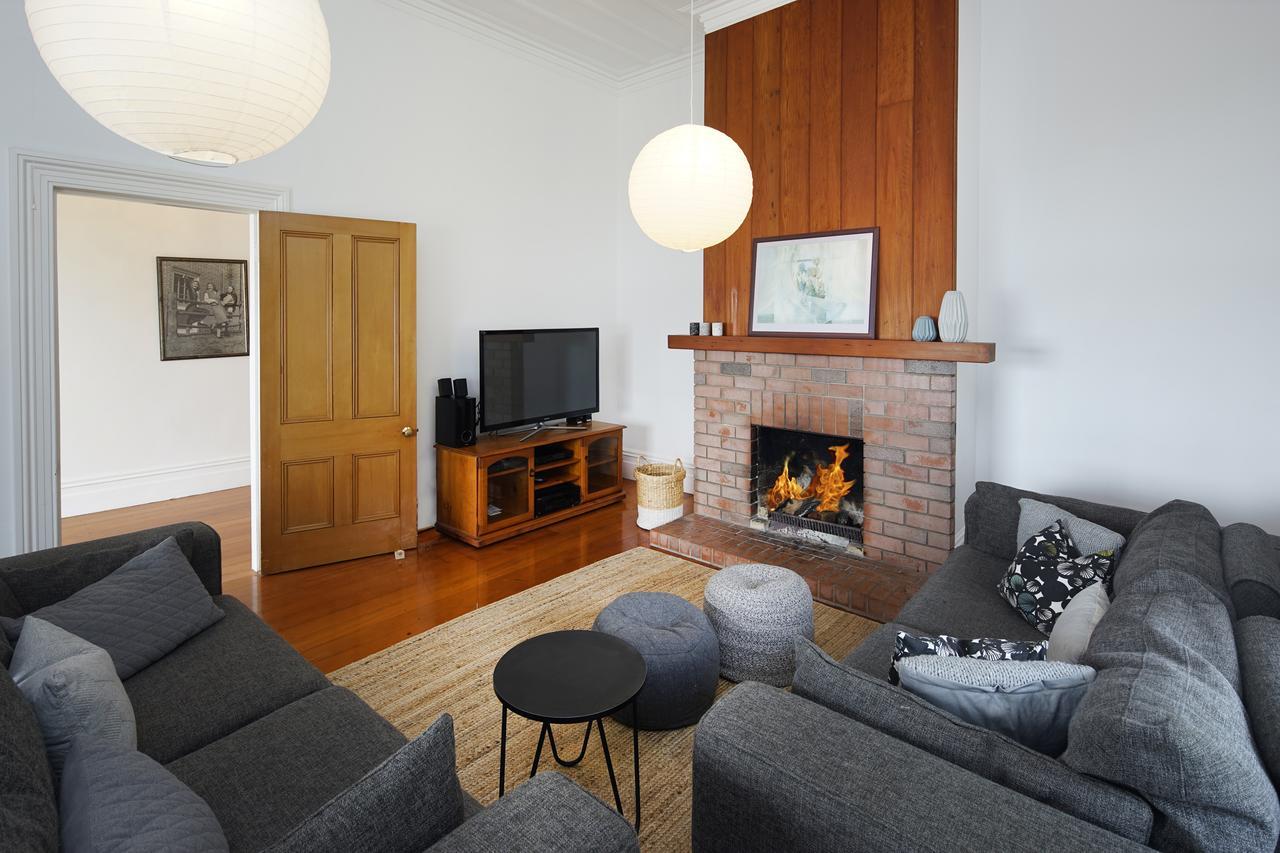 Oakura Bay Villa - Stay Waiheke Te Whau Bay Экстерьер фото