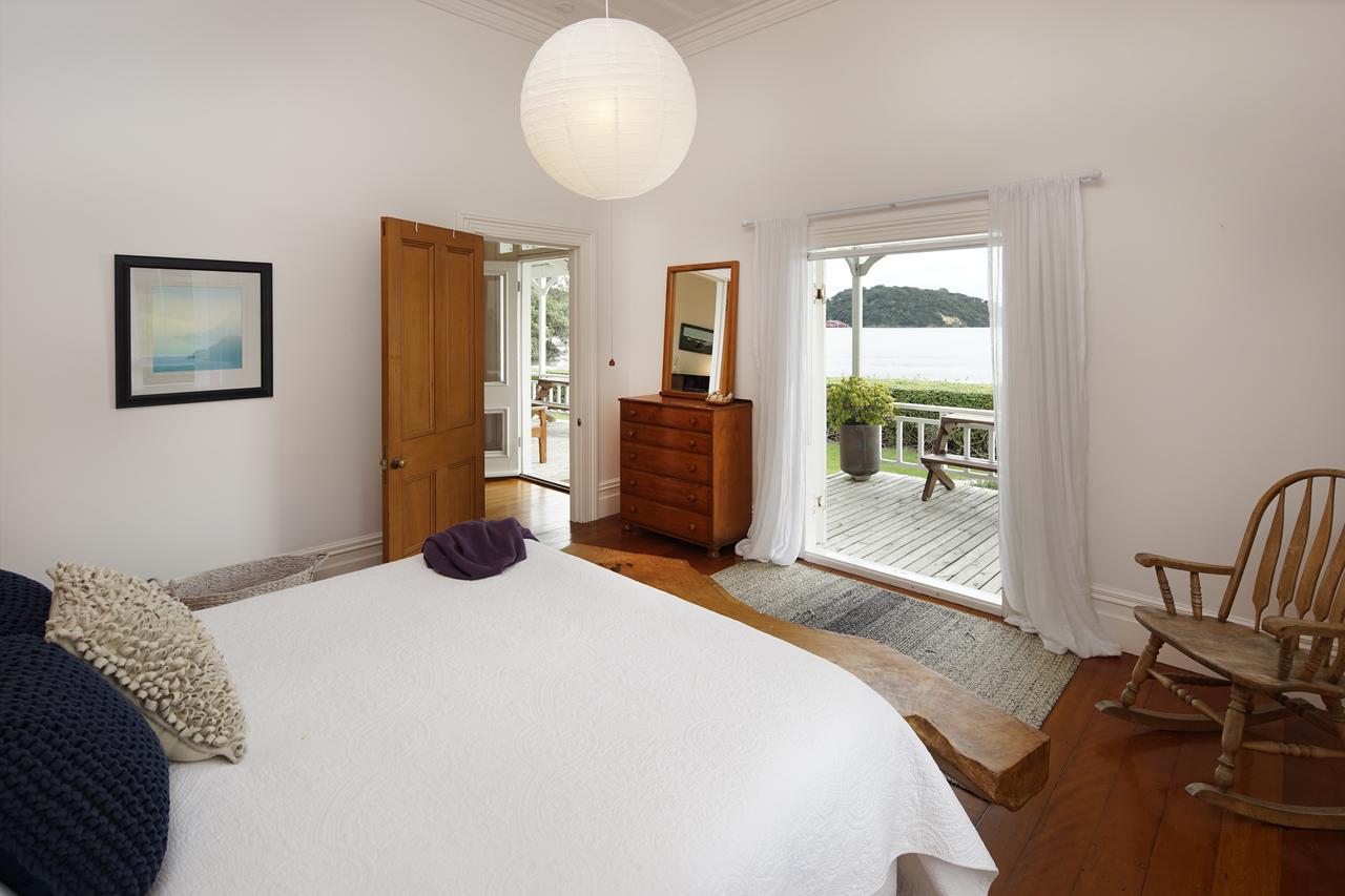 Oakura Bay Villa - Stay Waiheke Te Whau Bay Экстерьер фото